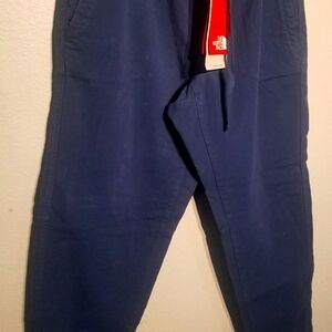 The North Face Pants Womens Blue Aphrodite  Capri Pull On Hiking Stretch NEW $65